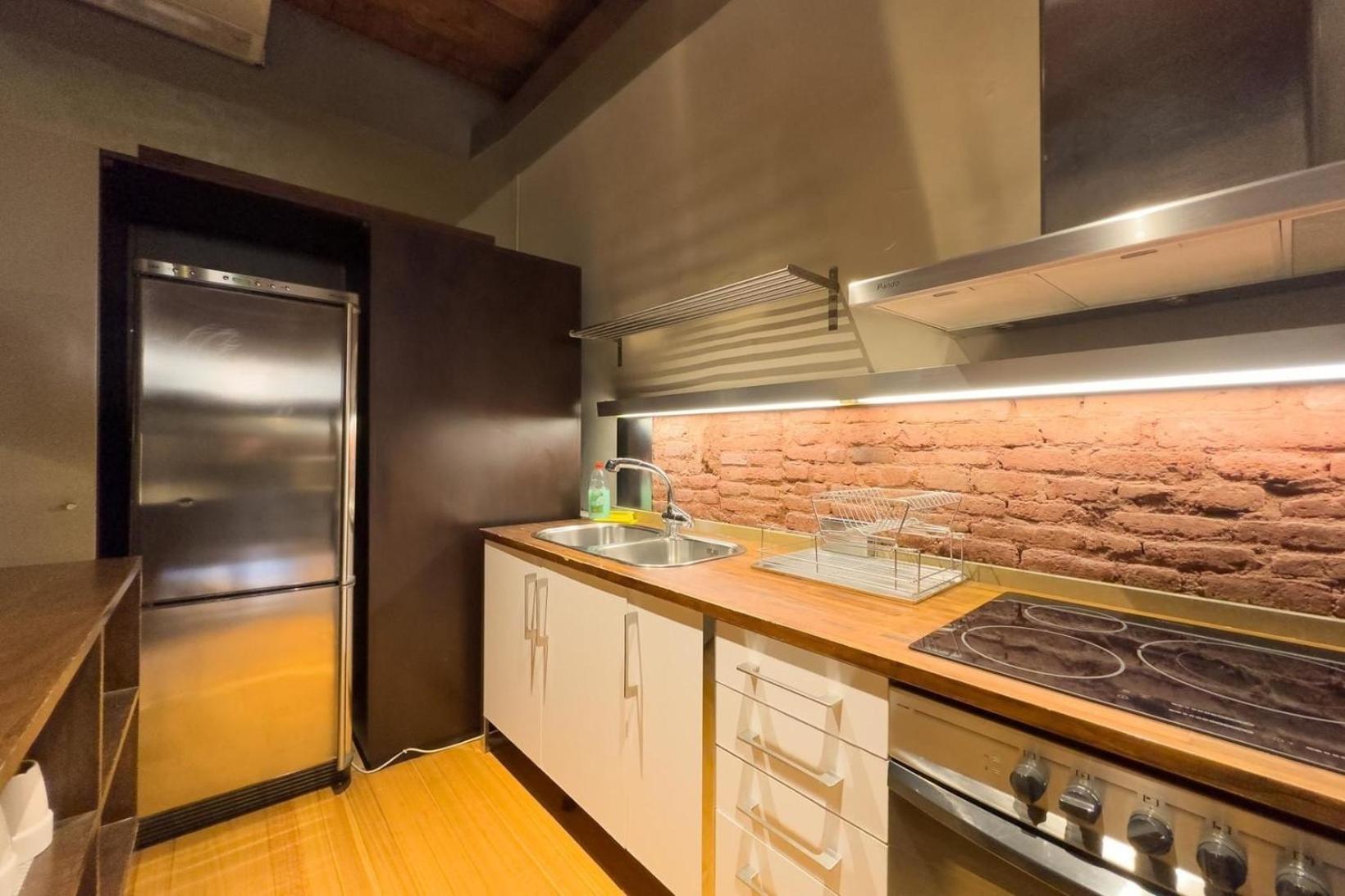 Fuer 5 Personen Ca 70 Qm In Barcelona-gracia, Costa Brava Costa Del Maresme Appartement Barcelone